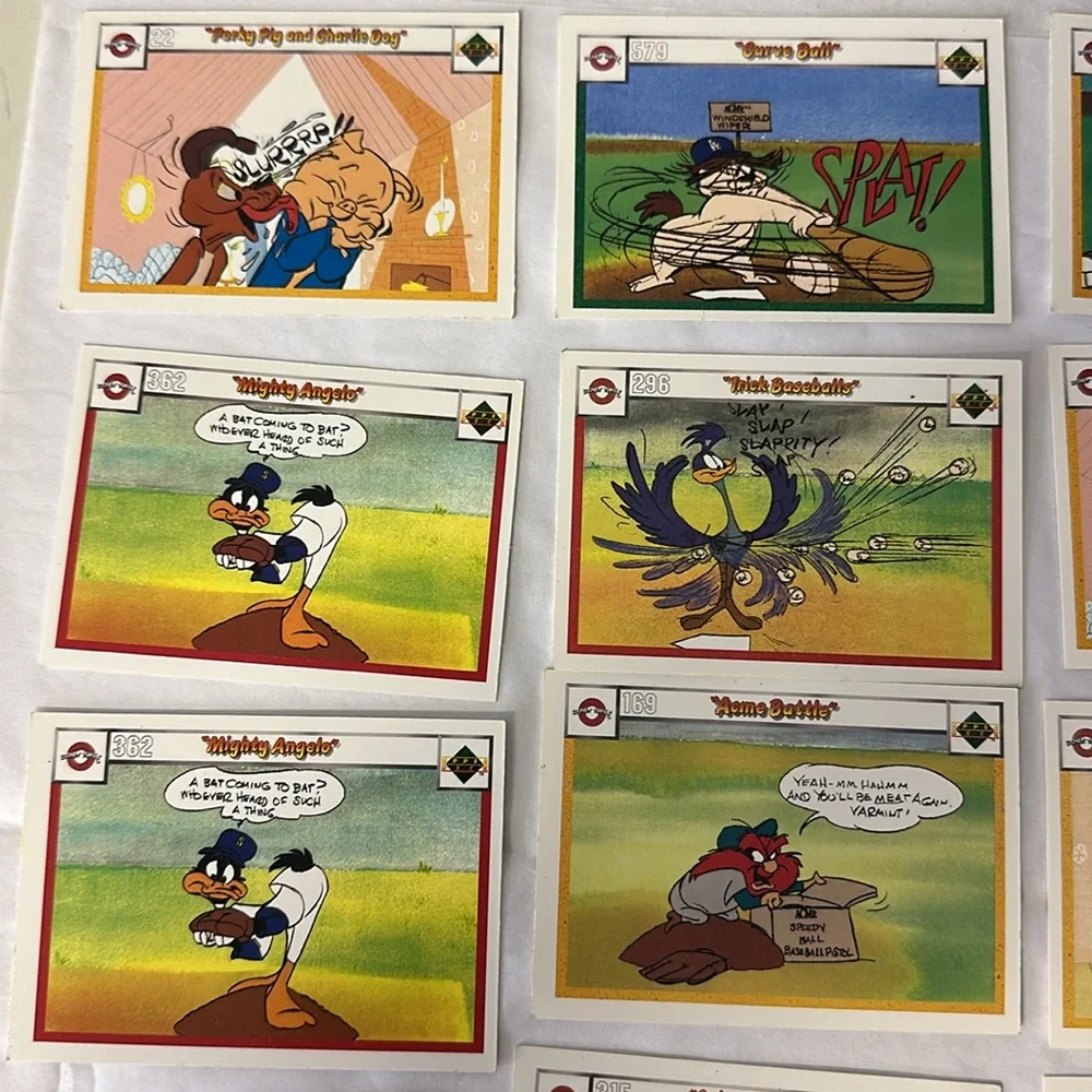 Vintage 1990 Upper Deck Looney Tunes trading Collectible cards 22 Total